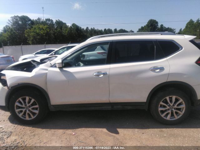 JN8AT2MV8HW267302 Nissan ROGUE SV
