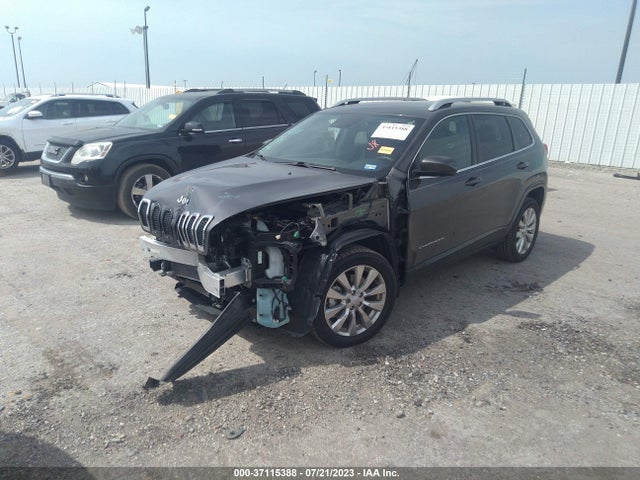 1C4PJLJX1JD533588 Jeep Cherokee Overland
