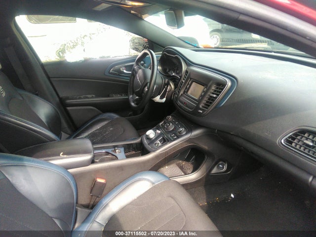1C3CCCBGXFN518083 Chrysler 200 S
