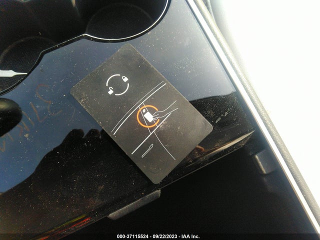 5YJ3E1EB3JF075048 Tesla Model 3 Long Range Battery