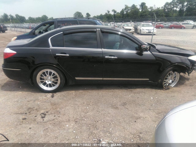 2009 HYUNDAI GENESIS VIN: KMHGC46F69U062948