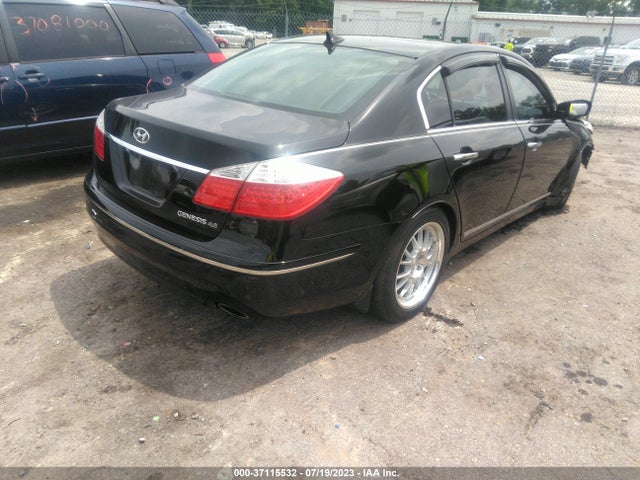 2009 HYUNDAI GENESIS VIN: KMHGC46F69U062948