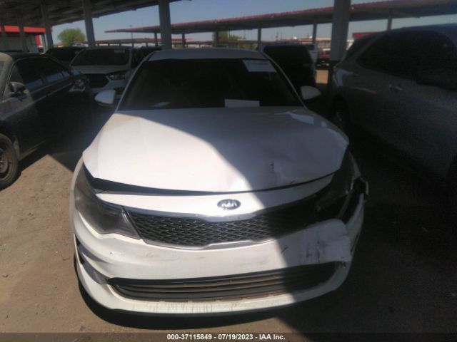 5XXGT4L35JG235884 KIA Optima Lx