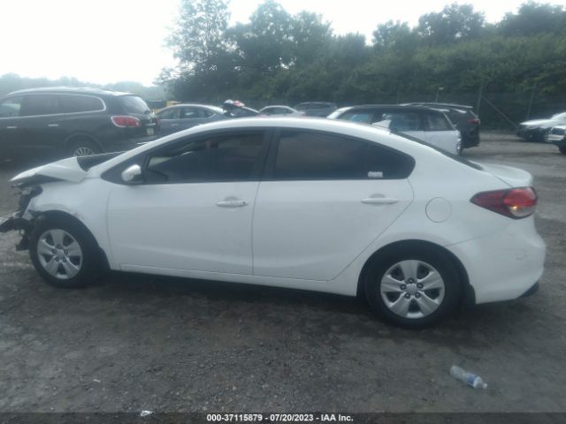 3KPFK4A74HE012355 KIA FORTE LX