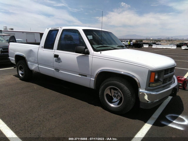1997 CHEVROLET C/K 1500 VIN: 2GCEC19W7V1113899