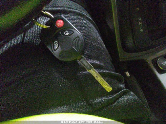 1FMCU9GX3GUA50950 Ford ESCAPE SE