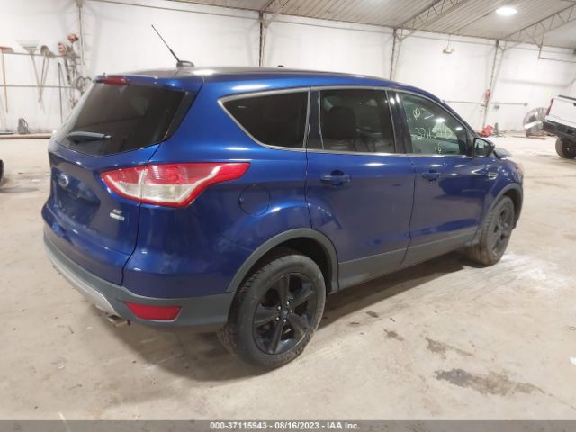 1FMCU9GX3GUA50950 Ford ESCAPE SE