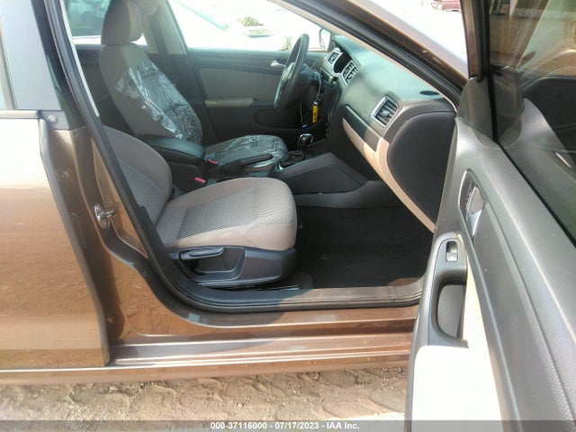 3VW2K7AJ0EM294732 Volkswagen Jetta Sedan S