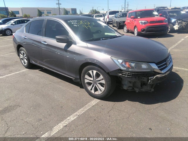 2015 1HGCR2F30FA113838 main image