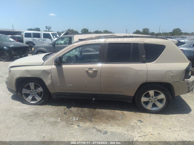 1C4NJCBA4HD123217 Jeep Compass Sport
