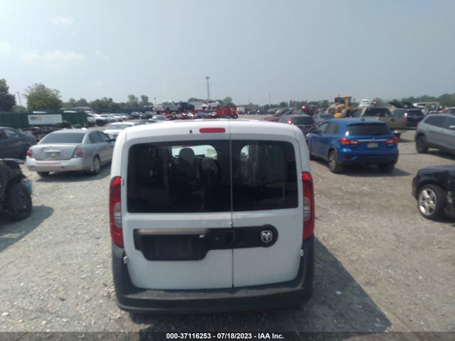 RAM Promaster City Cargo Van Tradesman 2016 ZFBERFAT1G6B16862 Image 16