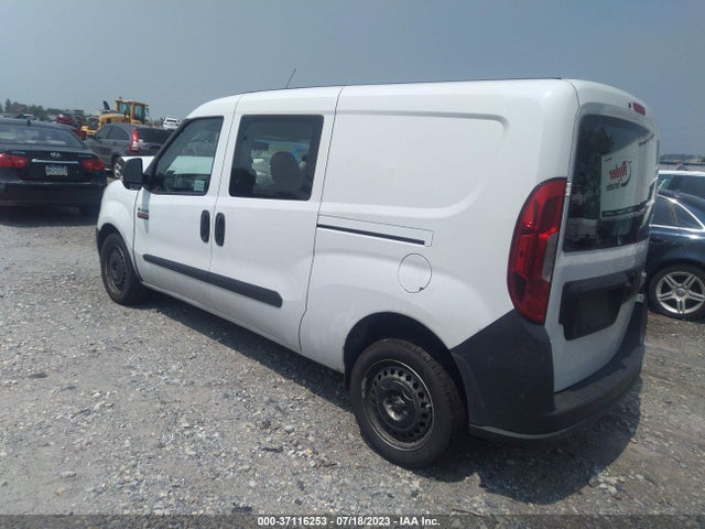RAM Promaster City Cargo Van Tradesman 2016 ZFBERFAT1G6B16862 Image 3