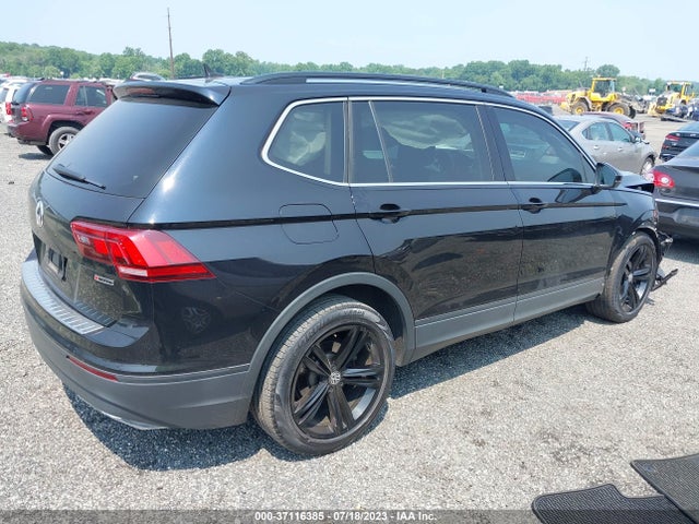 2019 VOLKSWAGEN TIGUAN SE VIN: 3VV2B7AX5KM171805