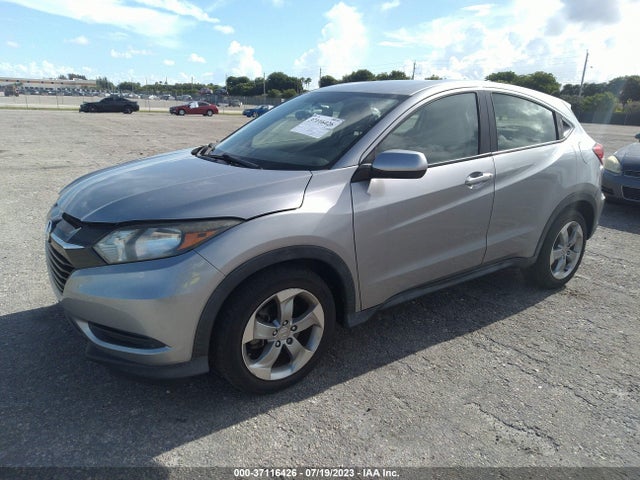 Honda HR-V LX 2017 3CZRU5H38HM704571 Image 2