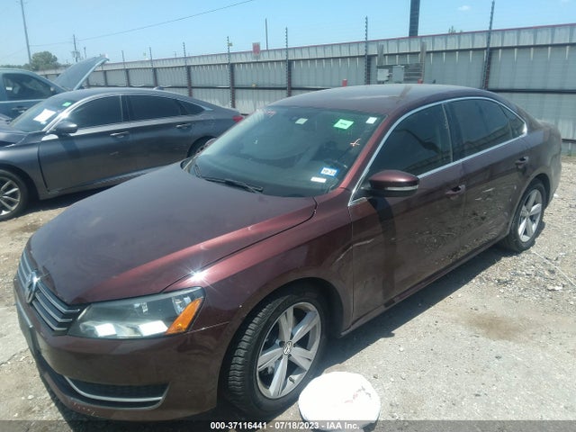 1VWBP7A32EC011073 Volkswagen PASSAT SE