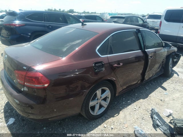 1VWBP7A32EC011073 Volkswagen PASSAT SE