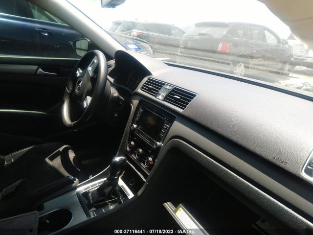 1VWBP7A32EC011073 Volkswagen PASSAT SE
