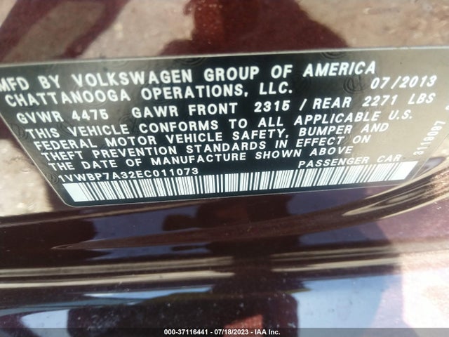 1VWBP7A32EC011073 Volkswagen PASSAT SE