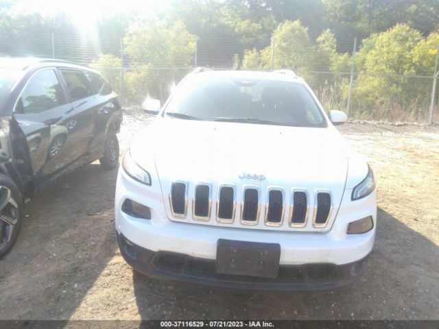 1C4PJMCB6GW341815 Jeep Cherokee Latitude