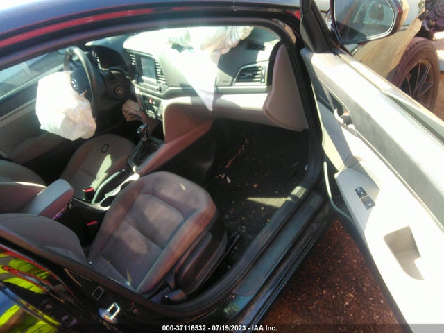 2018 HYUNDAI ELANTRA SEL VIN: 5NPD84LF7JH294888