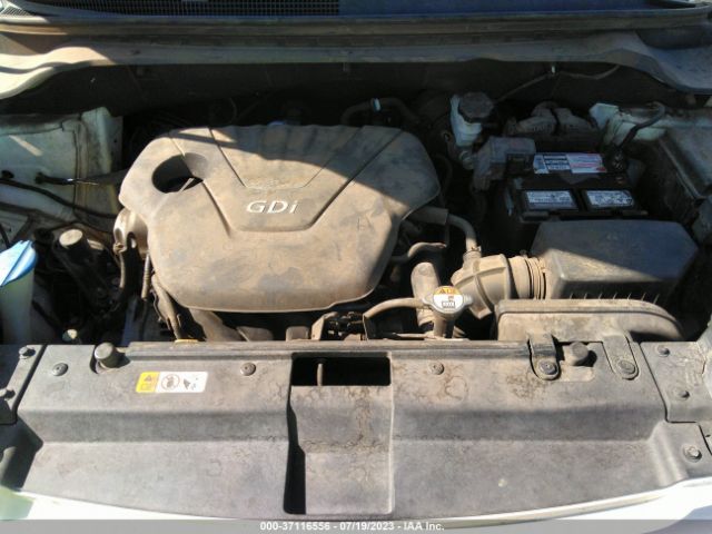 KNDJN2A2XE7052378 KIA Soul Base