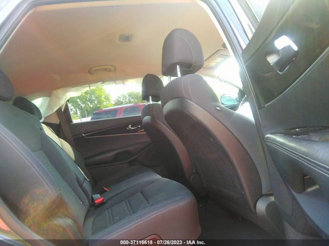 KIA SORENTO LX 2017 5XYPGDA39HG215800 Image 8