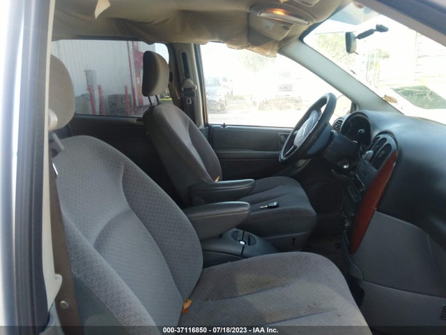 2006 CHRYSLER TOWN & COUNTRY SWB VIN: 1A4GP45R26B692391