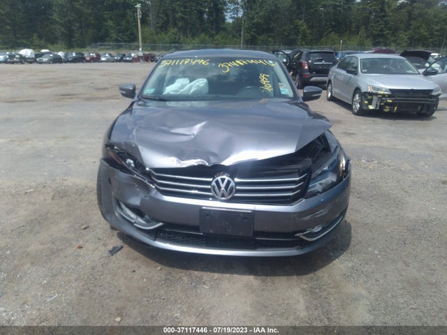 1VWAT7A33FC076202 Volkswagen Passat 1.8t Limited Edition