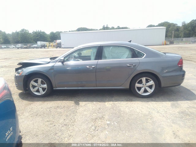1VWAT7A33FC076202 Volkswagen Passat 1.8t Limited Edition