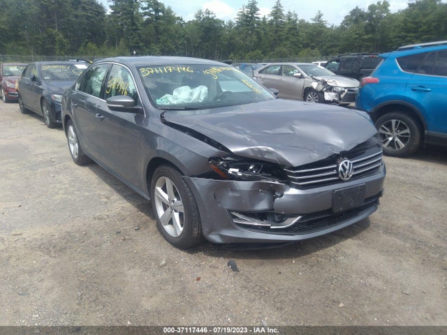 1VWAT7A33FC076202 Volkswagen Passat 1.8t Limited Edition