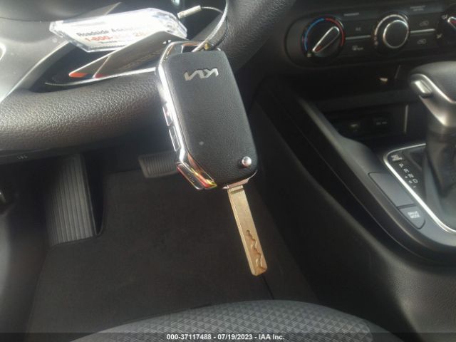 KNDJ23AU6P7206846 KIA SOUL LX