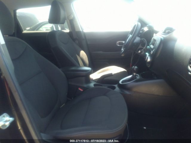 KNDJN2A2XF7786603 KIA Soul Base