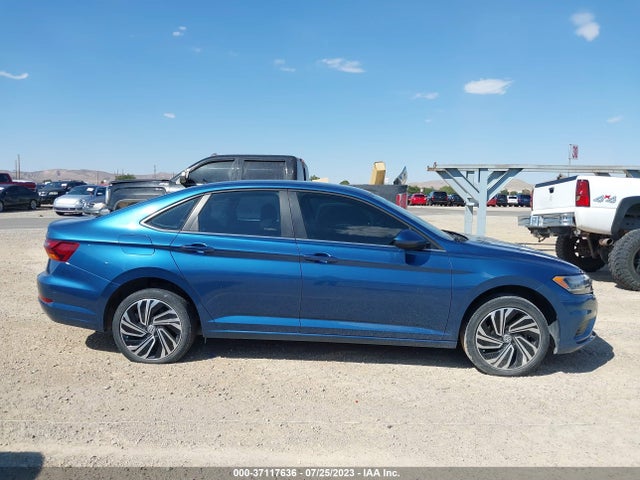 3VWCB7BU5KM247916 Volkswagen JETTA SE