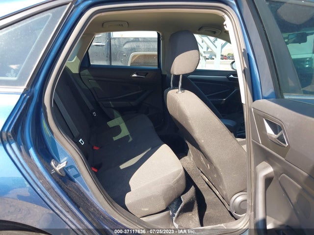 3VWCB7BU5KM247916 Volkswagen JETTA SE
