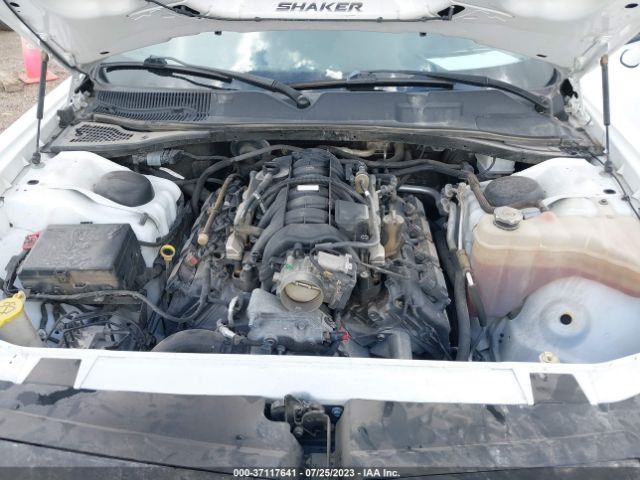 2C3CDZBT8JH252707 Dodge Challenger R/t Plus Shaker