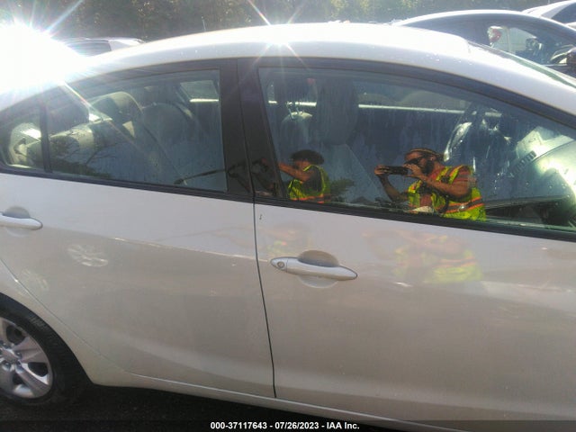 2015 KIA FORTE LX VIN: KNAFK4A60F5374843