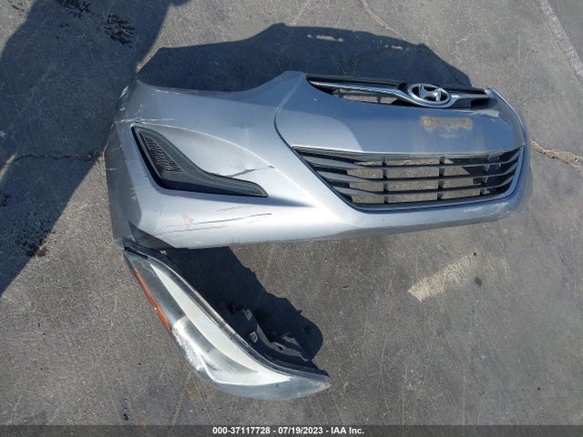Hyundai ELANTRA SE 2015 5NPDH4AE8FH571694 Image 4