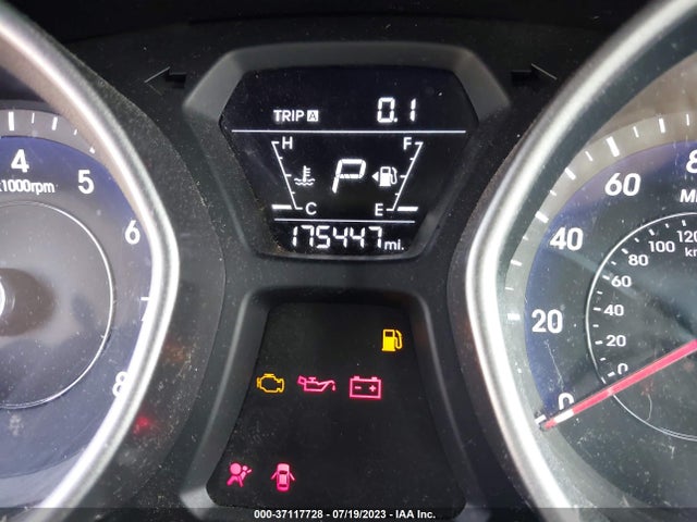 Hyundai ELANTRA SE 2015 5NPDH4AE8FH571694 Image 14