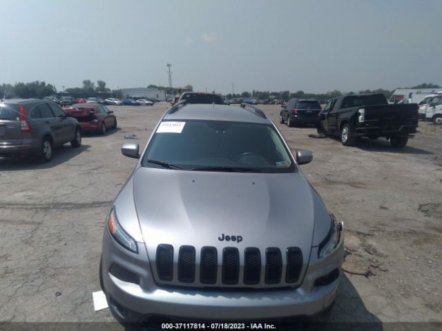 1C4PJMCS8GW226617 Jeep Cherokee Altitude