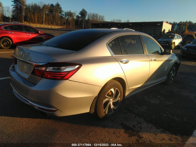 Honda ACCORD LX 2017 1HGCR2F37HA047517 Image 4