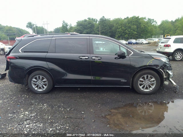 2021 TOYOTA SIENNA XLE VIN: 5TDJRKEC3MS021551
