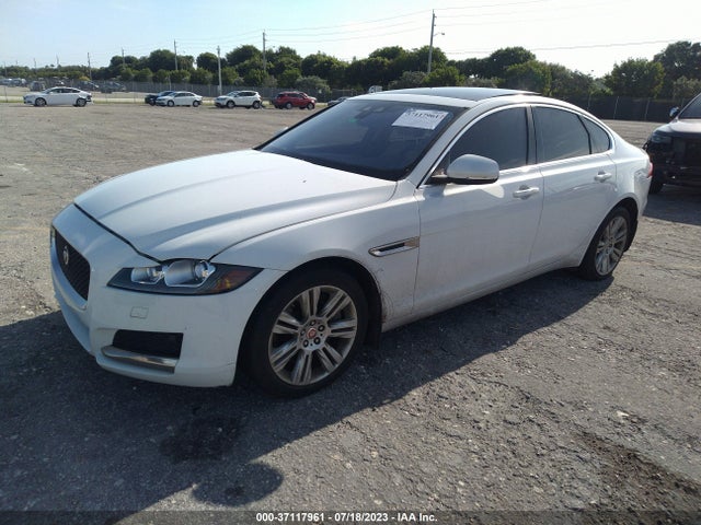 2017 JAGUAR XF 35T PREMIUM VIN: SAJBJ4BV4HCY40395