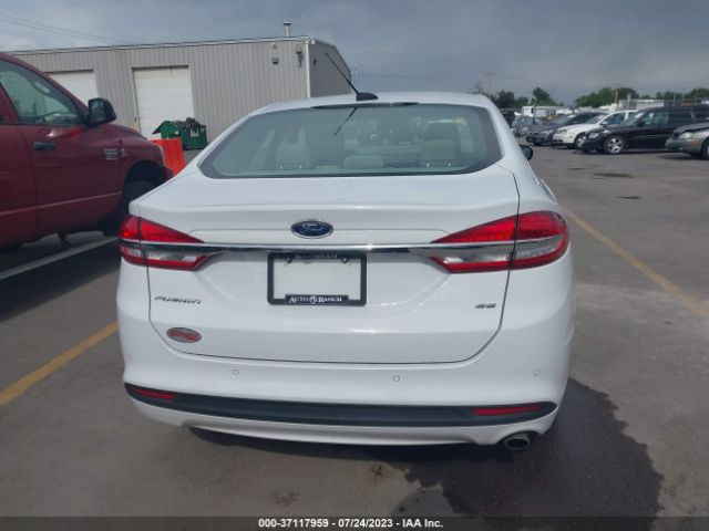 3FA6P0H71HR388963 Ford FUSION SE