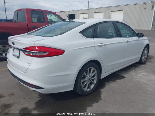 3FA6P0H71HR388963 Ford FUSION SE