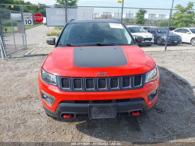 3C4NJDDB8JT255540 Jeep Compass Trailhawk