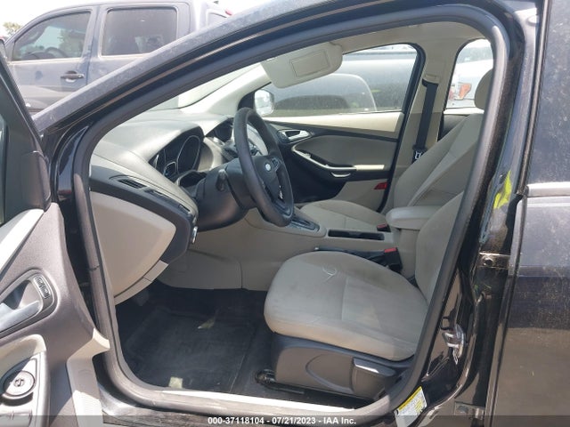 Ford FOCUS SE 2015 1FADP3F24FL202571 Image 6