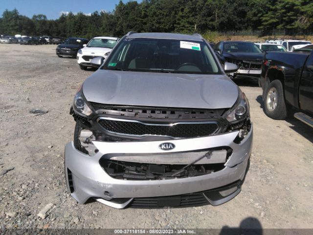 KNDCB3LC5H5071949 KIA NIRO LX