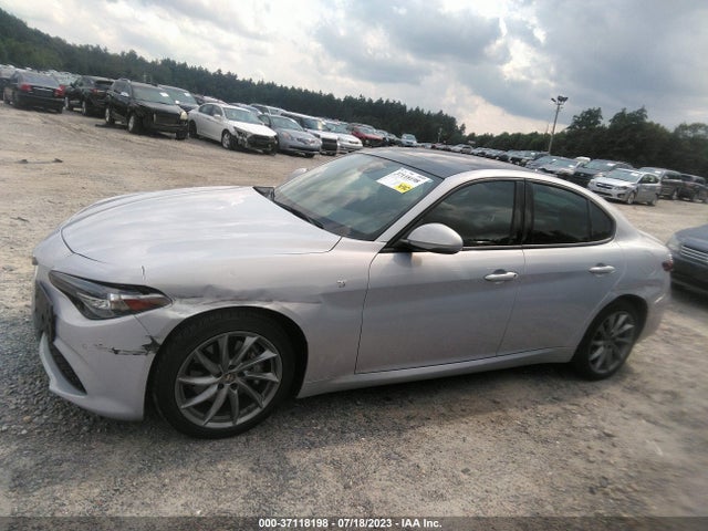 2022 Alfa Romeo Giulia, VIN: ZARFANBN6N7653109