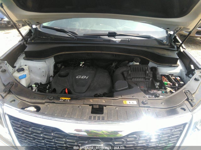 2014 KIA SORENTO LX VIN: 5XYKT3A63EG500398