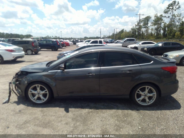 2016 FORD FOCUS TITANIUM VIN: 1FADP3J28GL385675